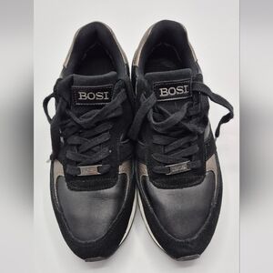 Men's Black and Brown Sneakers